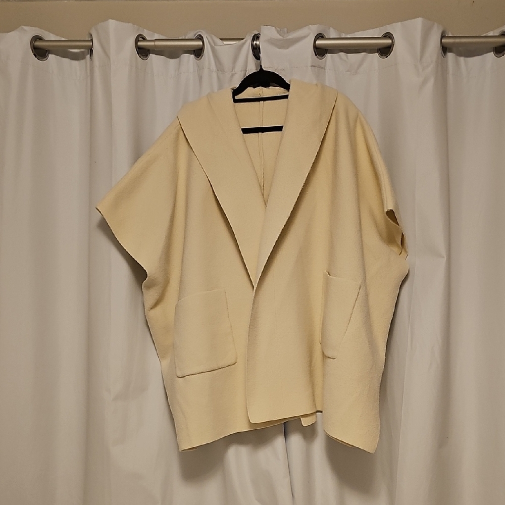 Vici Ivory Hooded Cape with Pockets